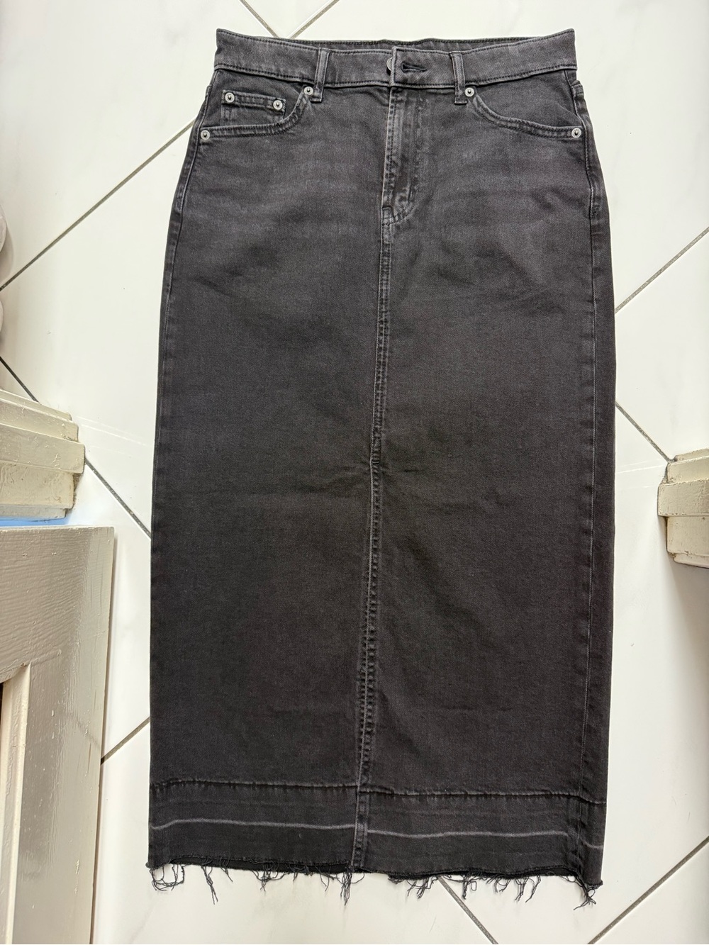 GAP Black High-Waist Denim Midi Skirt